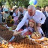 СМАЧНИЙ  ПОДАРУНОК ДО ДНЯ МІСТА ВІД  ПІДПРИЄМЦІВ