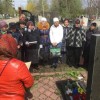 Павлоградці принесли квіти і вірші до могили Г. П. Світличної