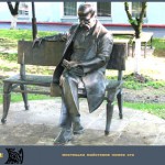 Народному герою — народний пам’ятник