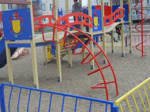 Будинки ОСББ долучилися до облаштування спортивних дитячих майданчиків