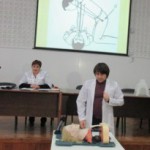 Лікарі навчають мешканців міста надавати першу допомогу!