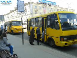 Додаткові автобусні маршрути на поминальні дні