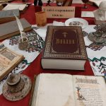 У світі старовинної книги