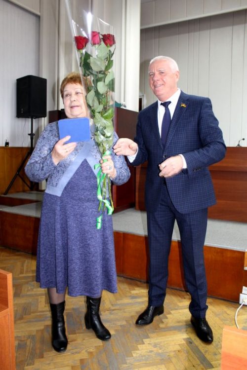 Міський голова   А.Вершина вручив нагороди павлоградцям