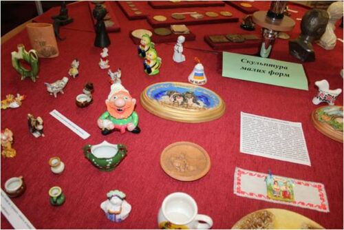 У Павлоградському музеї відкрилася міні-виставка «Скульптура малих форм»