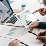 Навчальні програми для бізнесу та молоді