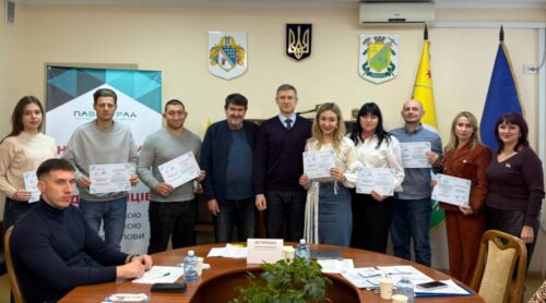 Учасники навчальних програм отримали сертифікати