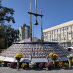 Знаком Пошани «За заслуги перед громадою» посмертно нагороджені військовослужбовці, які віддали життя, захищаючи Україну
